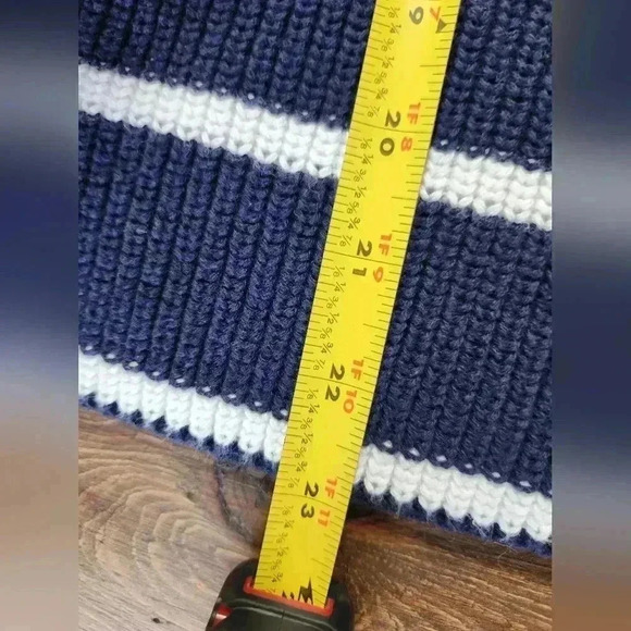 Gap Women's Striped Sweater in navy/white size M - Picture 7 of 9